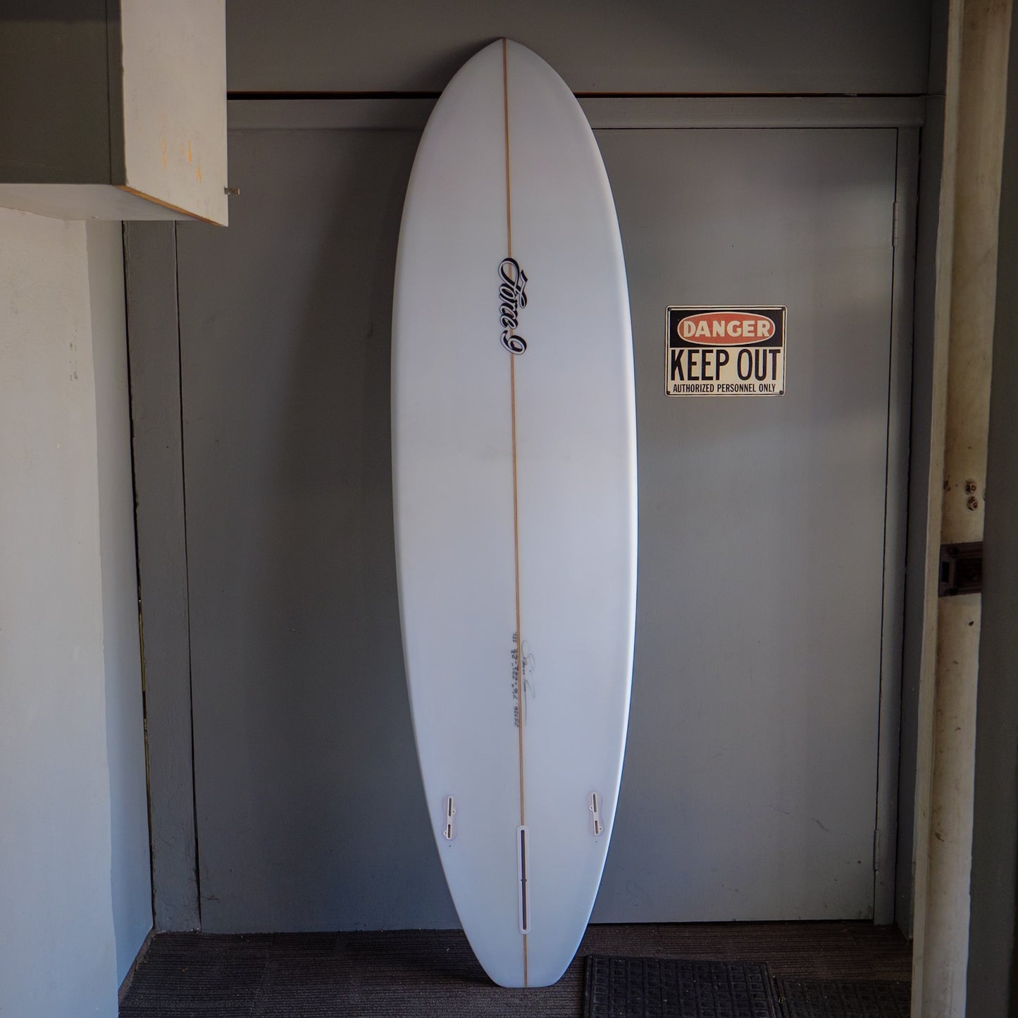 7'6 Force 9 Commodore