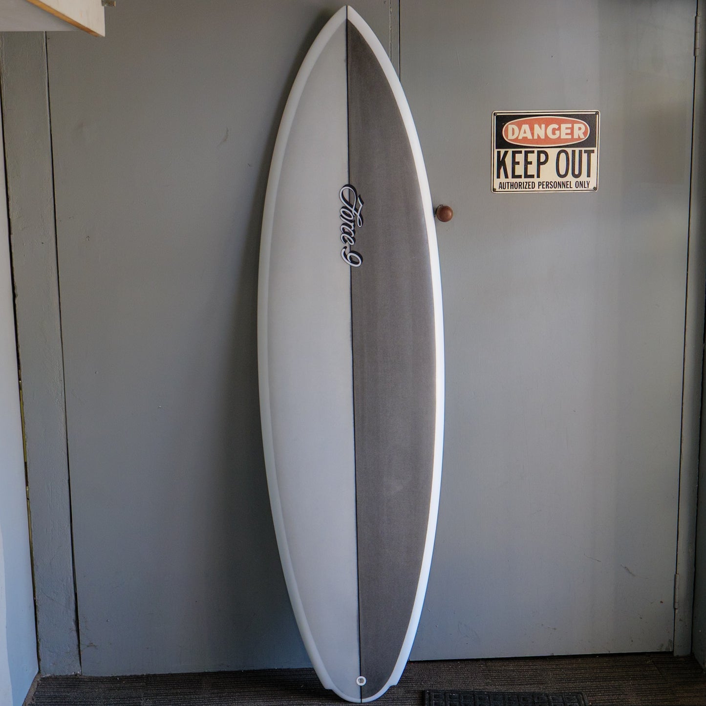6'4 Force 9 Cosmonova
