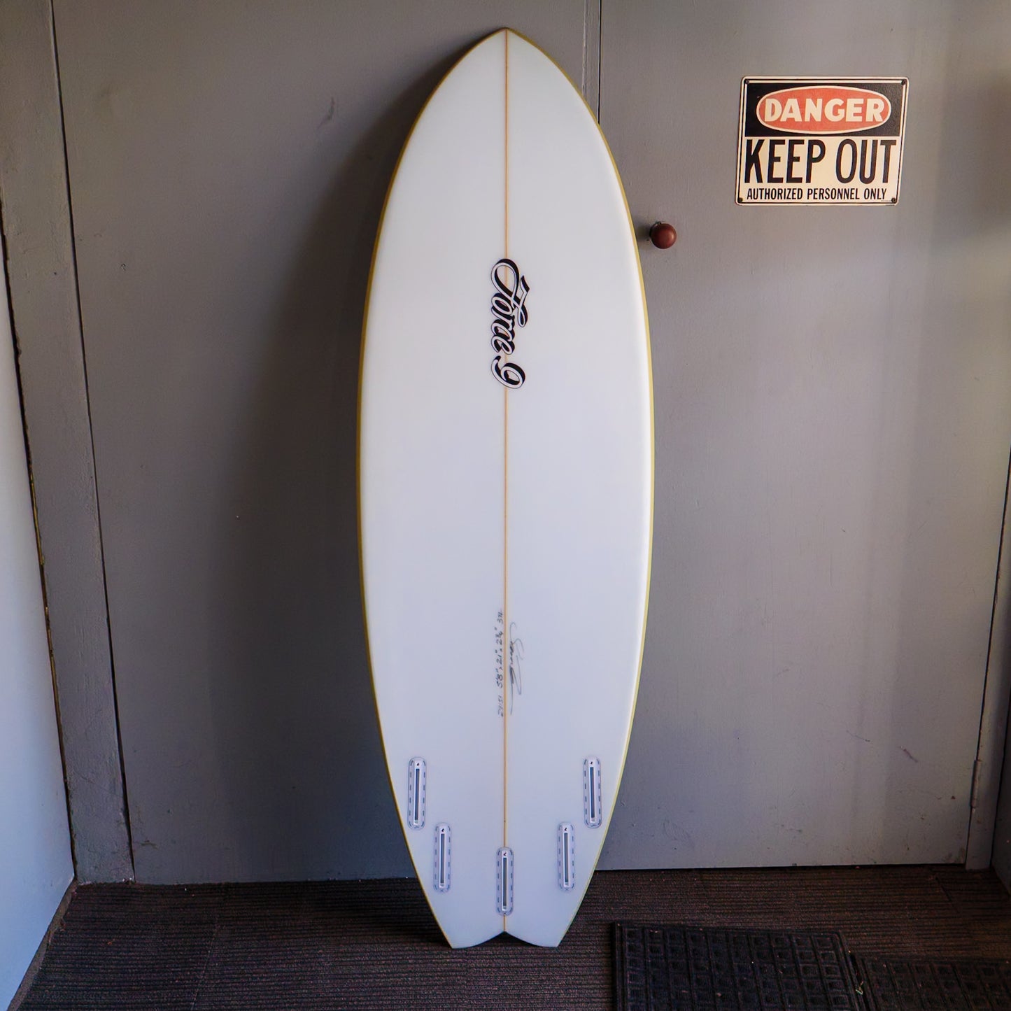 5'8 Force 9 Mura